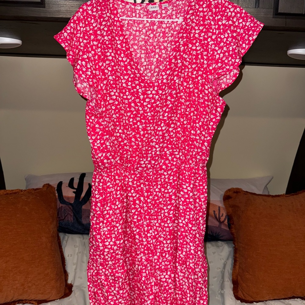 GAP Pink and White Floral Mini Dress